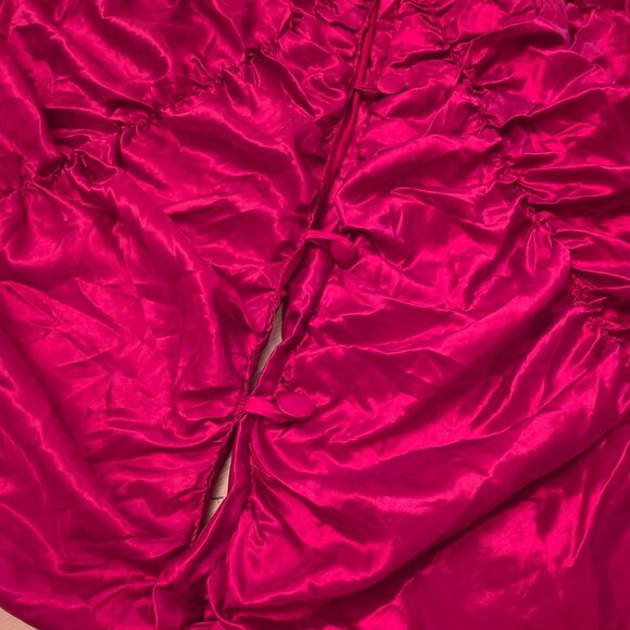 Red Satin Ruched Round Christmas Tree Skirt With Button Closures 60" - Picture 2 of 5